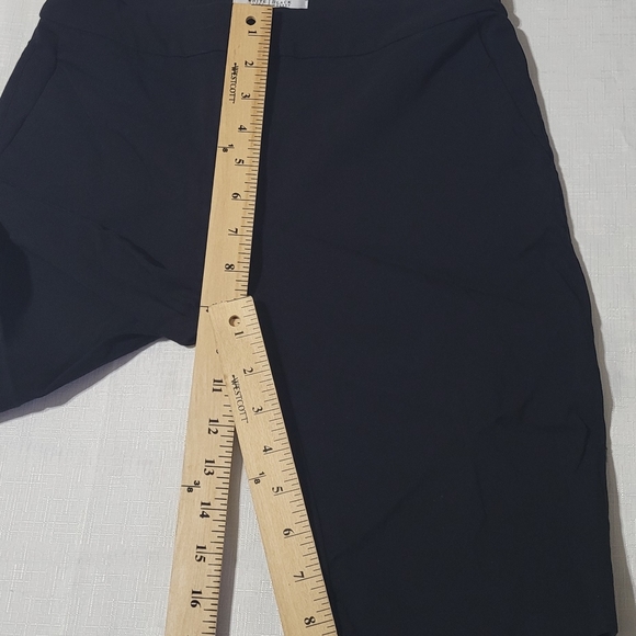 LWhite House Black Market Womens Casual Bermuda Shorts Low Rise Black Size 0 - Picture 4 of 6